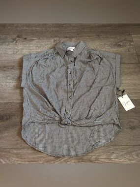 NWT Japna Button Front Tie Gingham Blouse Size Medium